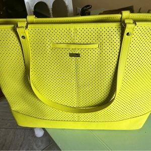 Thirty one bright yellow tote. New without tags